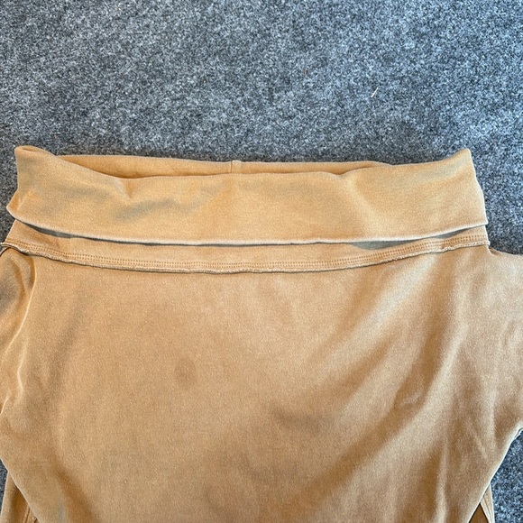 Free People - We the Free - Women's Tan Sweater - Size Small - Picture 4 of 7